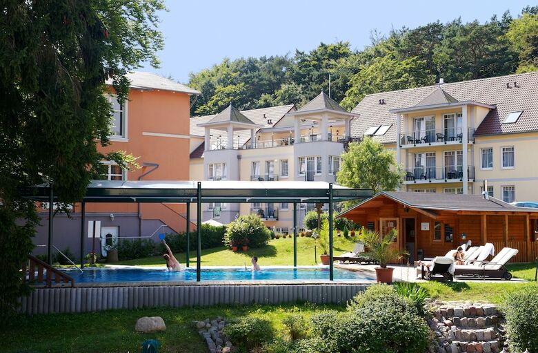 Ostseehotel Villen Im Park ? Ein Rovell Hotel