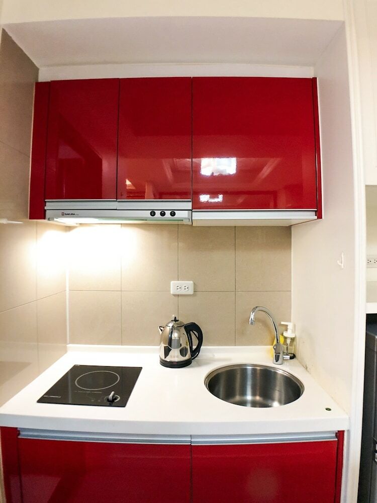Q Square Apartment