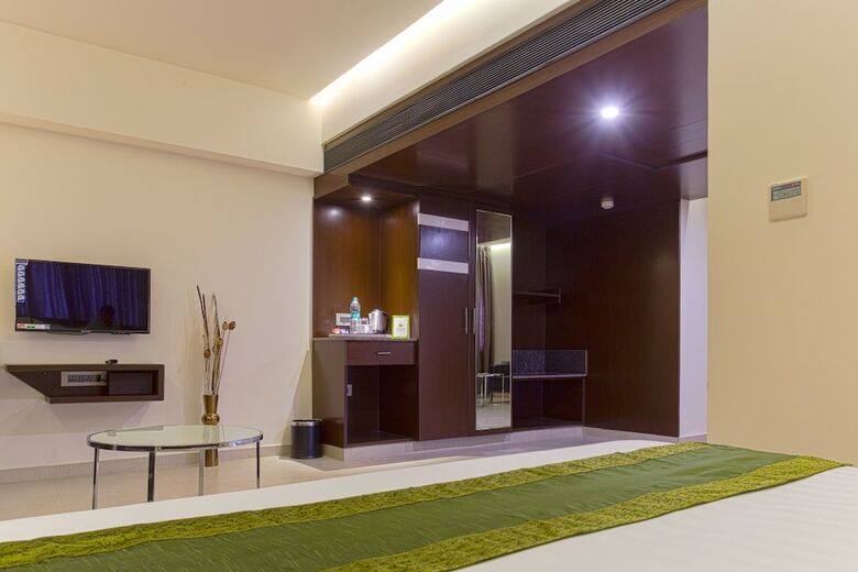 Hotel Treebo Grand Premier Suites