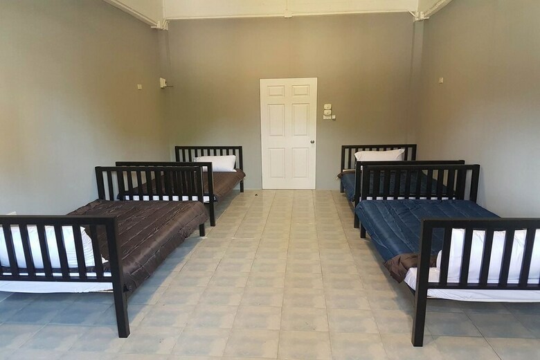 Hostal The Moment Hostel