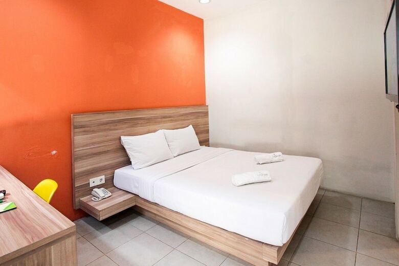 Hotel Legreen Suite Supomo