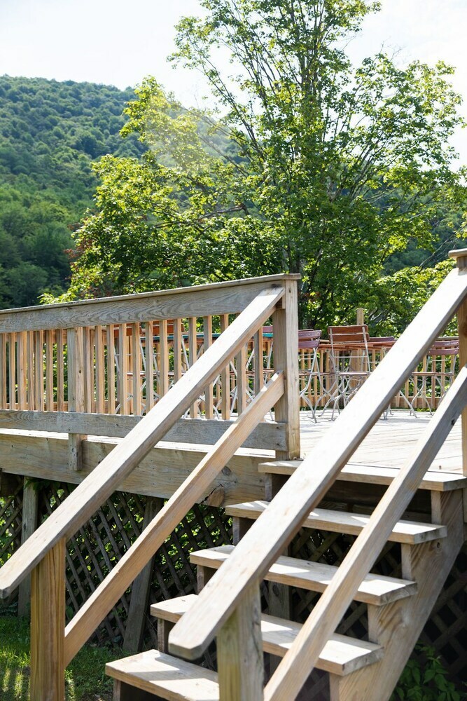 Posada Clear River Inn