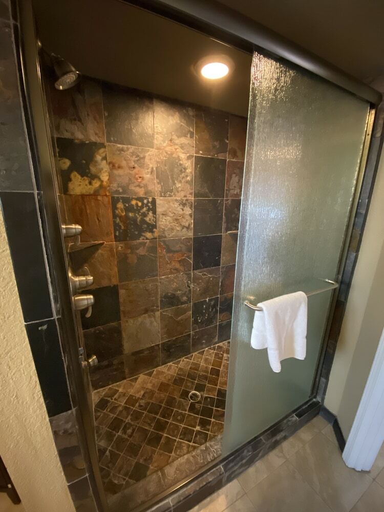 Hotel Heavenly Inn