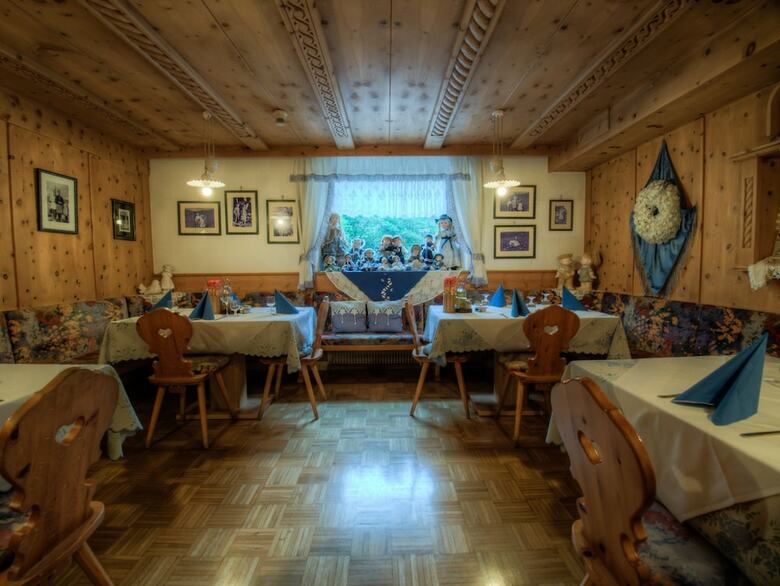 Hotel Ustaria Posta