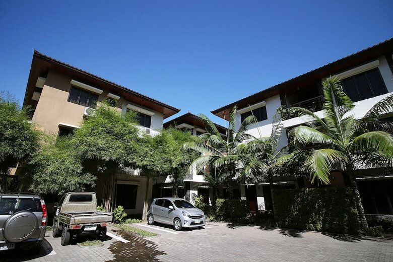 Apartamentos Hassaram Courtyard