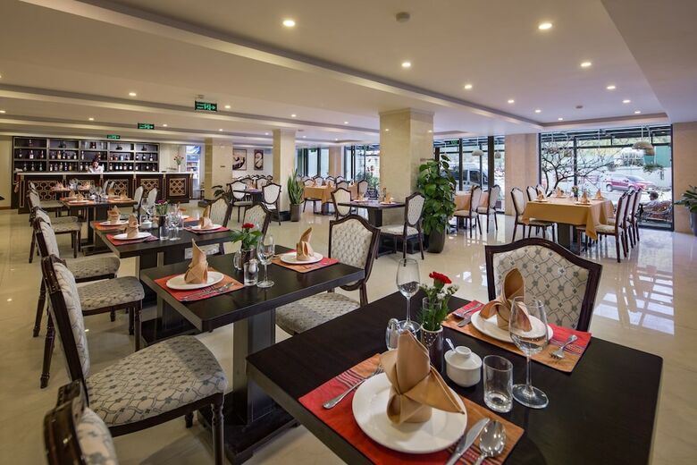 Freesia Hotel