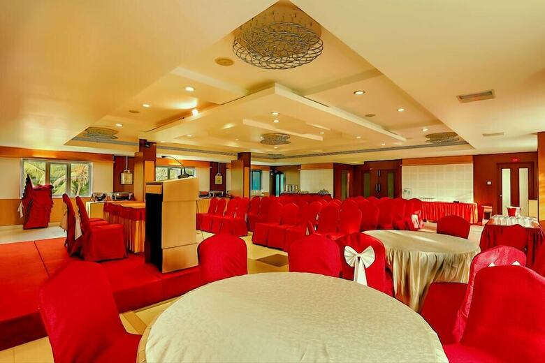 Hotel Nm Royale County