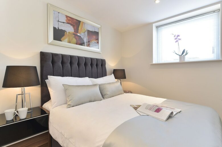 Tower Bridge City Apartments