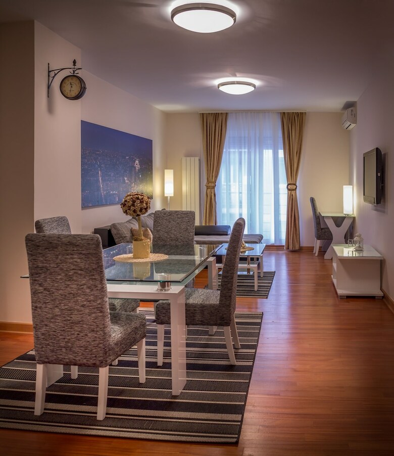 Feel Belgrade Aparthotel