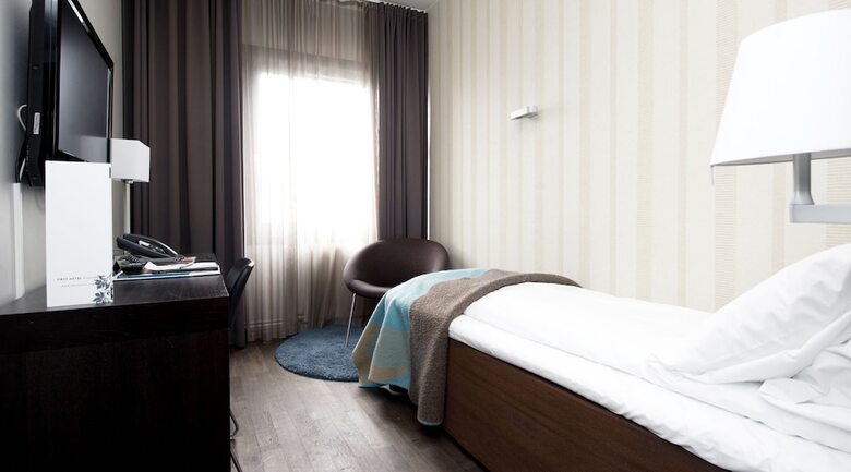 Hotel First Atlantica