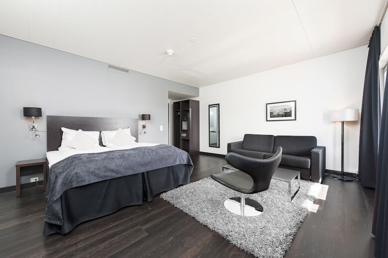 Hotel First Atlantica