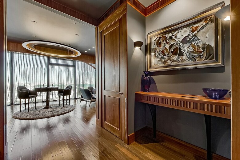 Hotel Sky Apartments Rentals Service