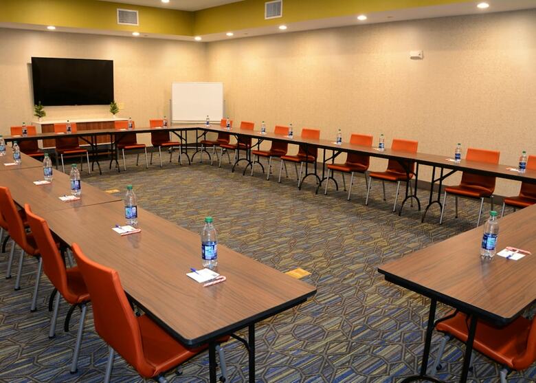 Hotel Holiday Inn Express & Suites Pittsburgh - Monroeville