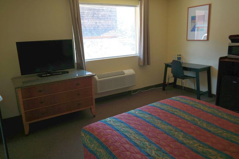 Motel River Park Inn