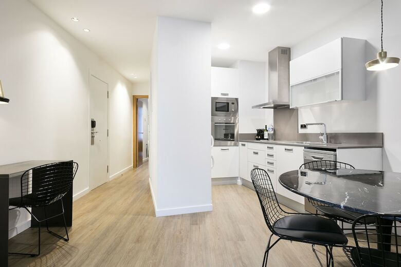 Apartamentos Uma Suites Metropolitan