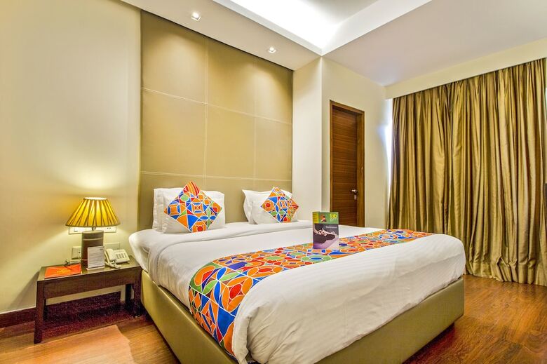 Fabhotel Cabana Gk1