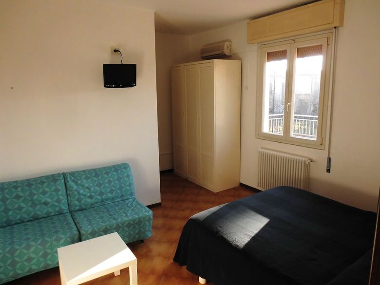 Hotel Benaco Bee Free