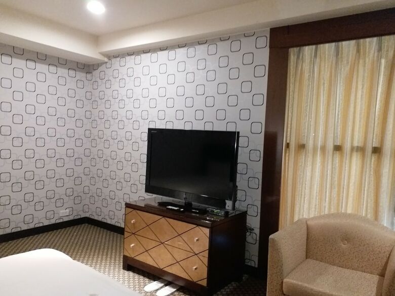 Hon Dow Hotel