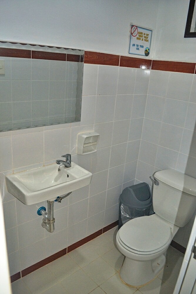Hostal Mayon Backpackers Hostel