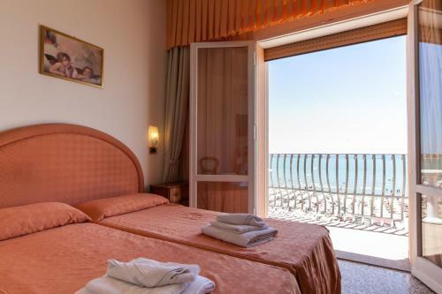 Dea Hotel