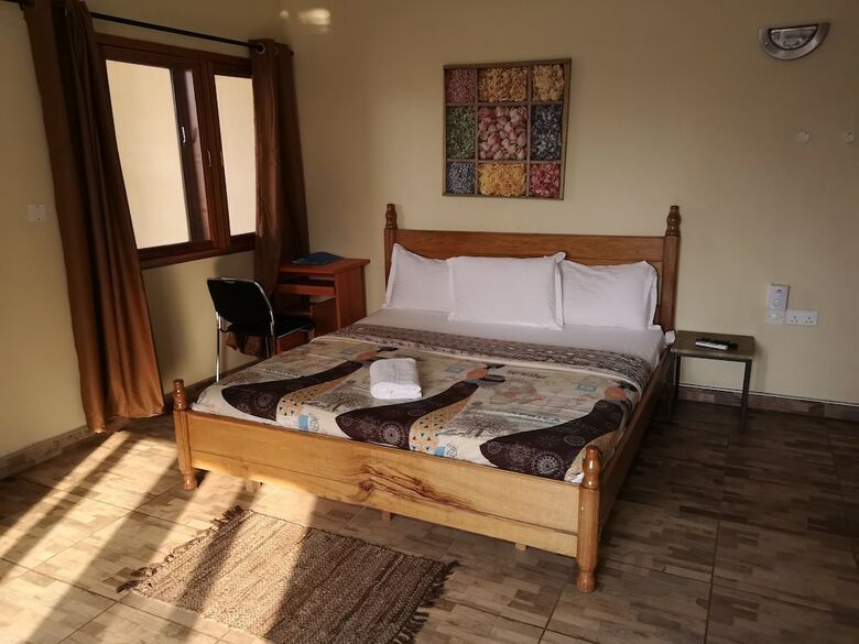 Hotel The Golden Apple Guest House