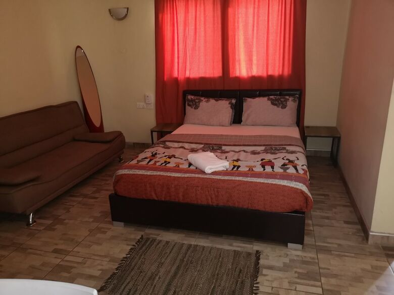 Hotel The Golden Apple Guest House