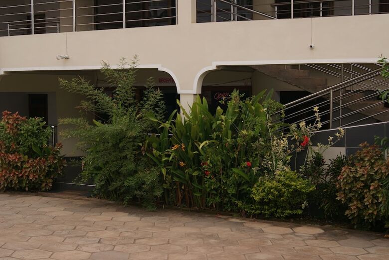 Hotel The Golden Apple Guest House