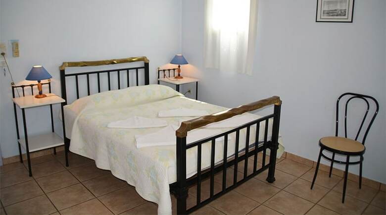 Hotel Agnadi Syros Studios & Rooms