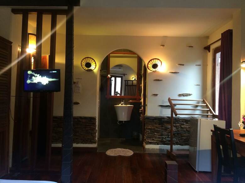Hotel Chaluenxay Villa