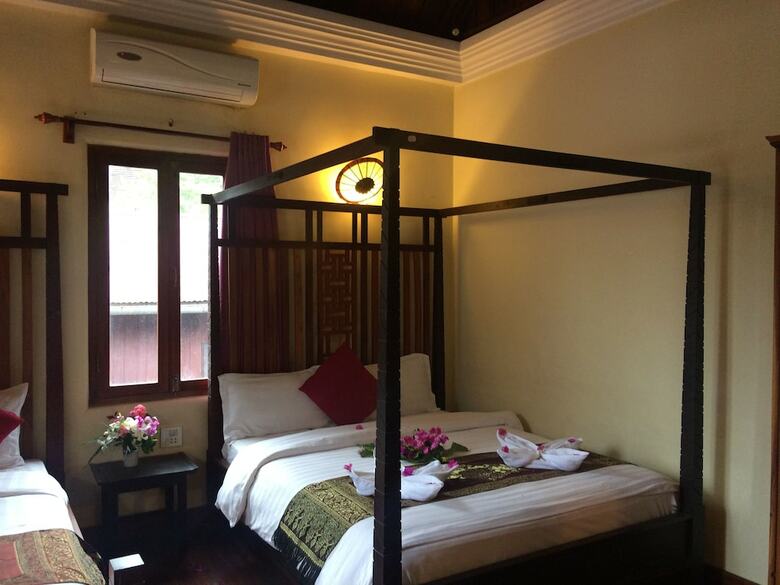 Hotel Chaluenxay Villa