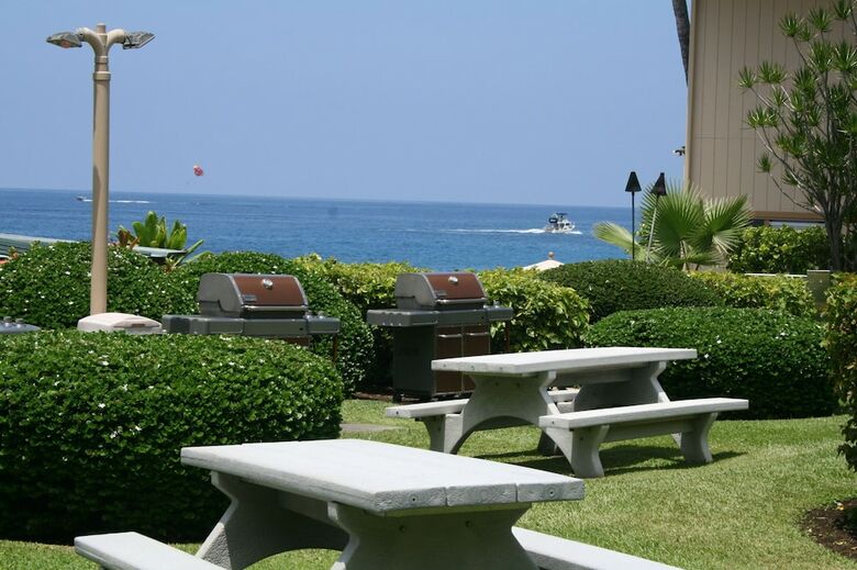 Sea Village 1 205 Oceanfront By Redawning