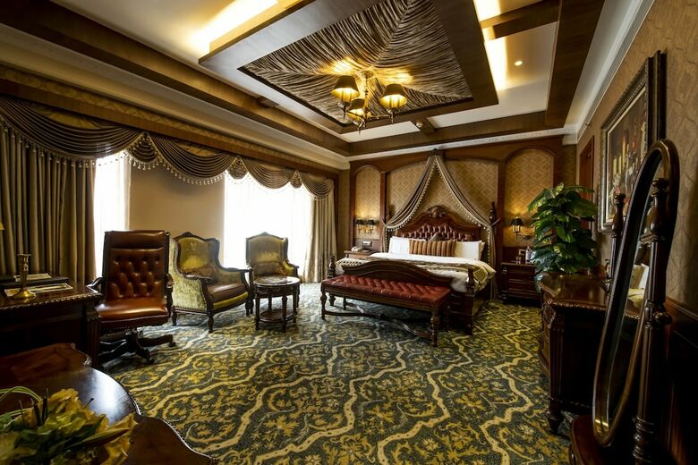 Express Inn The Business Luxury Hotel