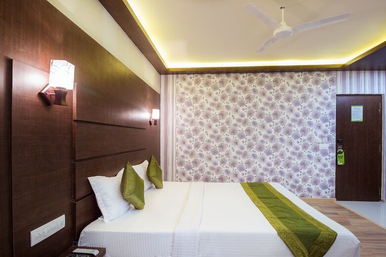 Hotel Treebo Trip Arastu Inn