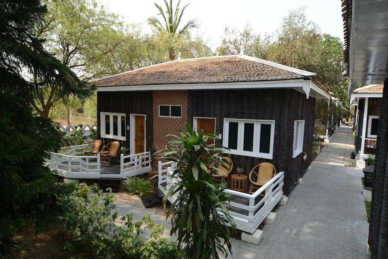 Kaytumadi Dynasty Hotel