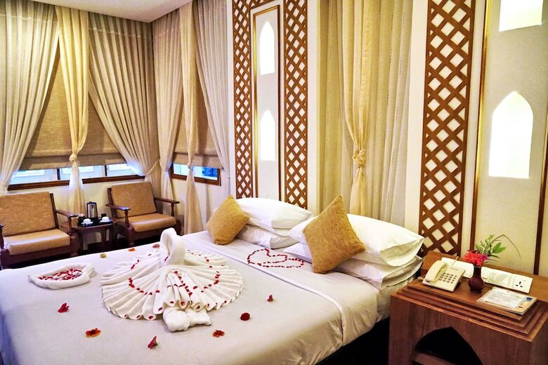 Kaytumadi Dynasty Hotel