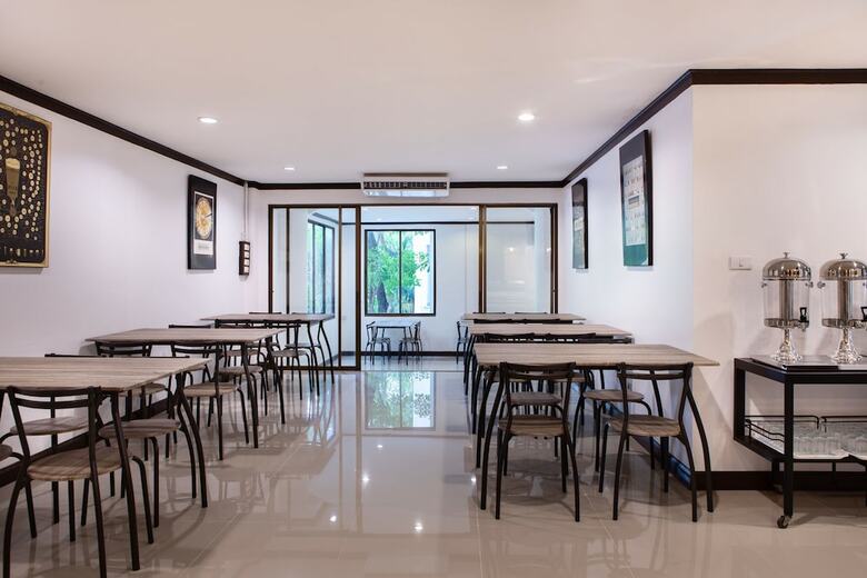 Hotel Town In Town Garden Resort
