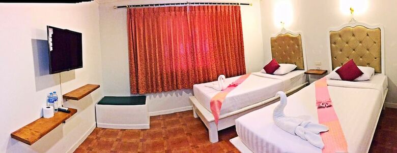 Hotel Phi Phi K House
