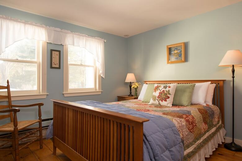 Golden Stage Inn Bed And Breakfast