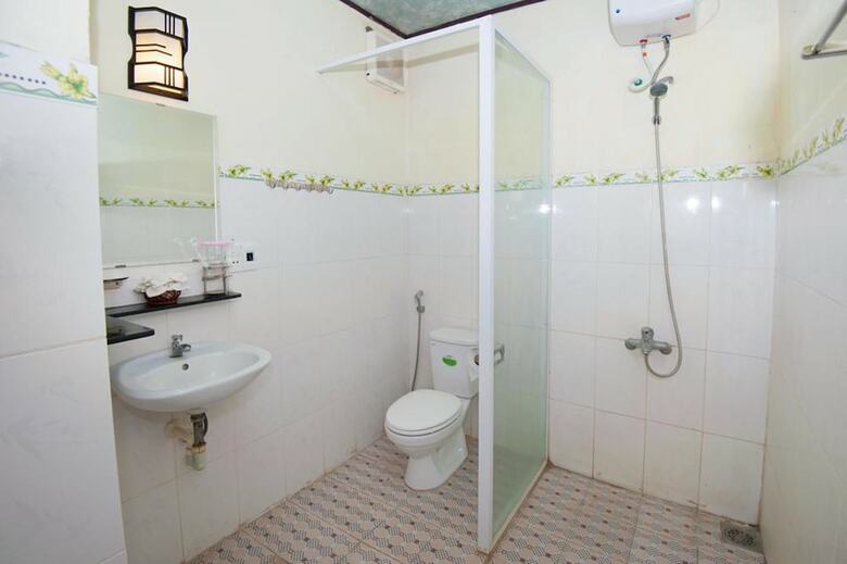 Hotel Bougain Villeas Homestay