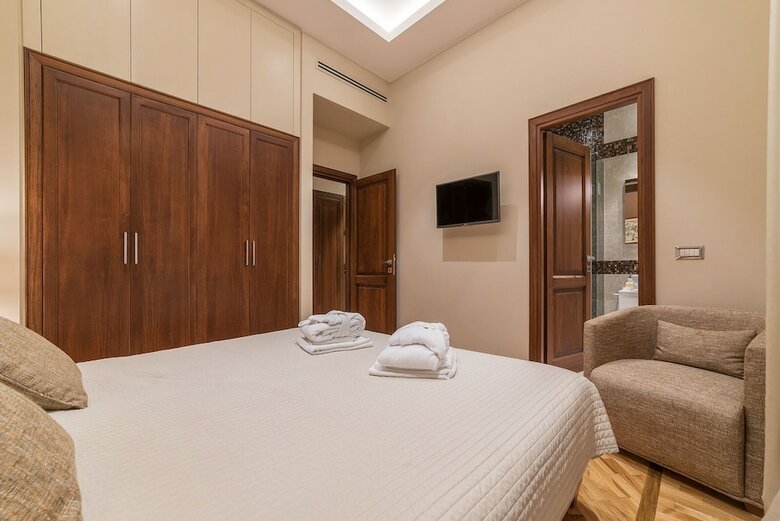 Novecento Apartments