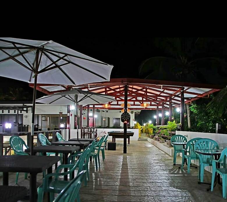 Hotel El Nido Reef Strand Resort