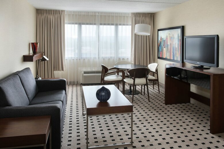Delta Hotels By Marriott Utica