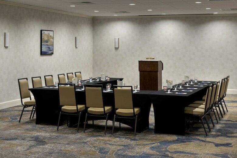 Delta Hotels By Marriott Utica