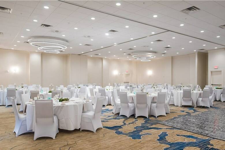 Delta Hotels By Marriott Utica