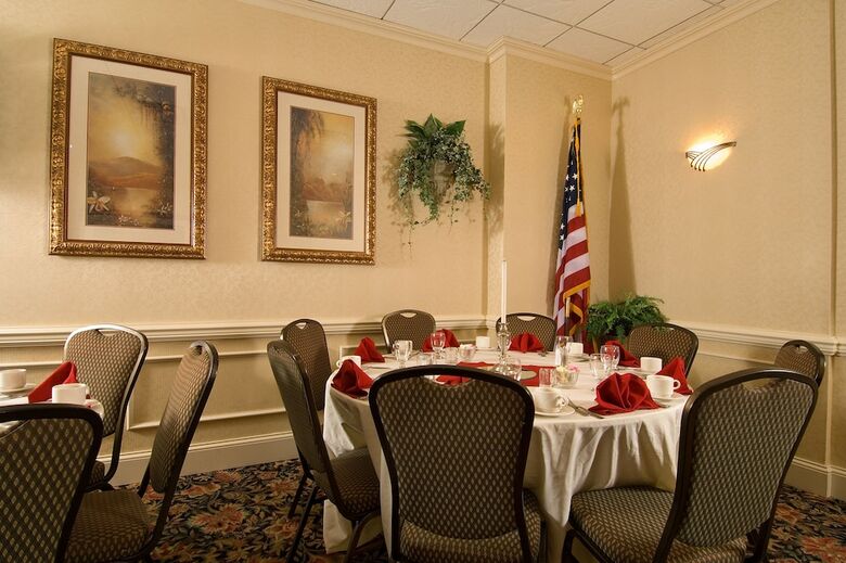 Delta Hotels By Marriott Utica