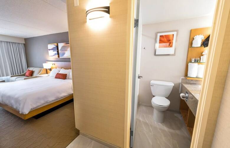 Delta Hotels By Marriott Utica
