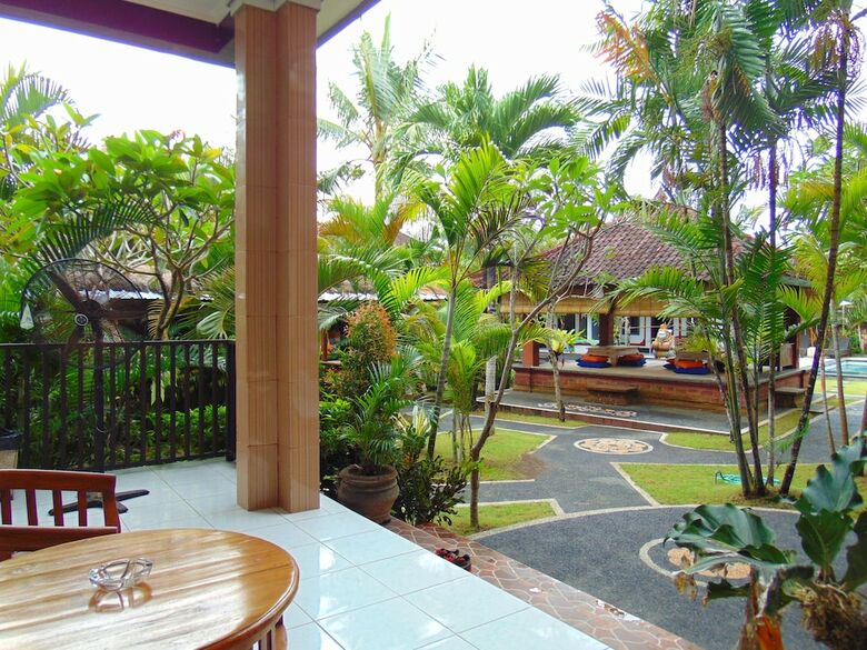 Bed & Breakfast Leggies Bungalows