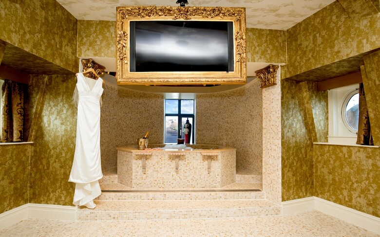Signature Living At The Shankly Hotel