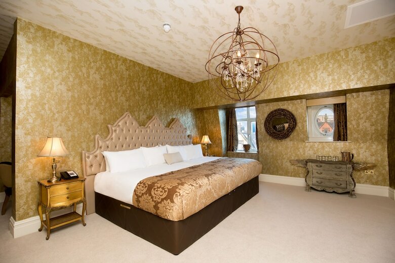 Signature Living At The Shankly Hotel