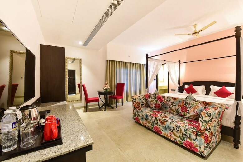 Hotel Silver Sands Serenity